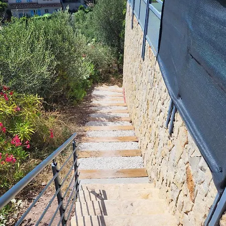 De 115m2 A Agay, Proche De La شقة *