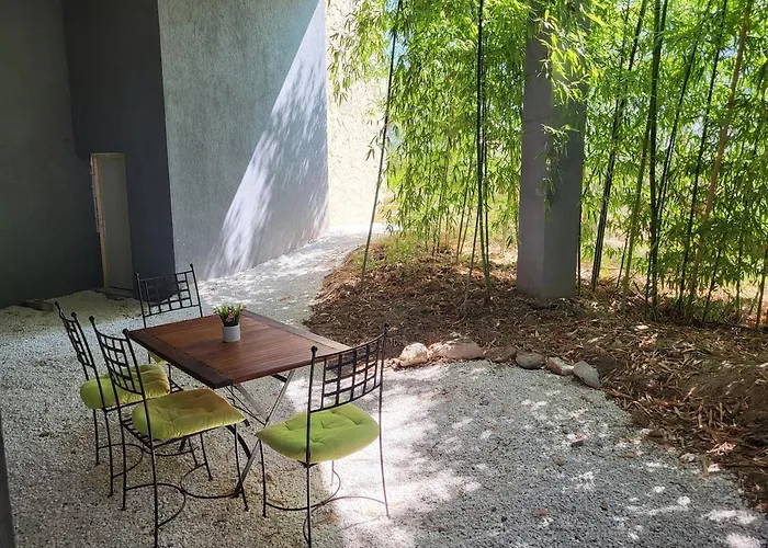 De 115m2 A Agay, Proche De La